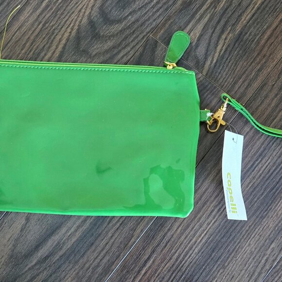 CAPELLI, New York Patent Vinyl Wristlet/Cosmetic Bag NWT - Picture 2 of 5
